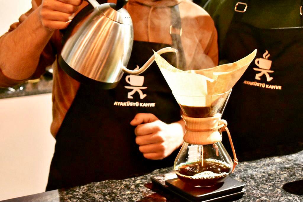 Ayaküstü Kahve yeni nesil kahve zinciri